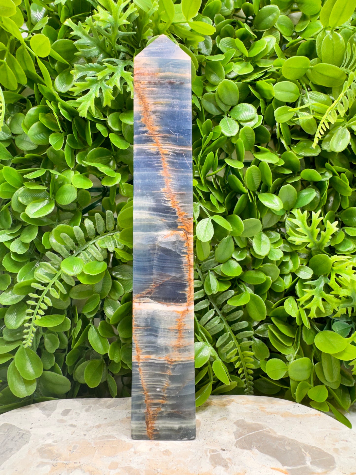 Blue Banded Onyx Tower 760g