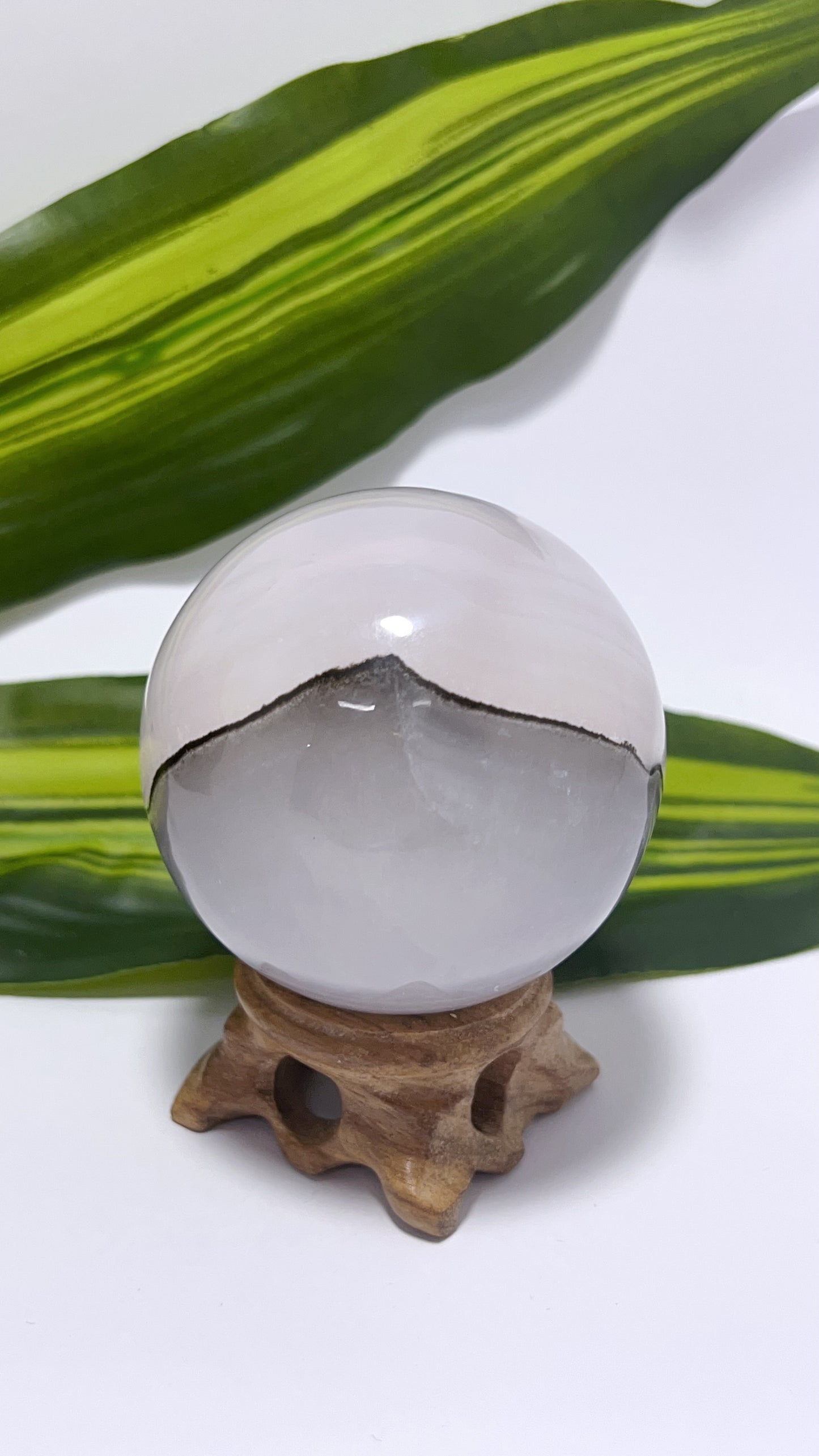 Smoky Pink Mangano Sphere 322g