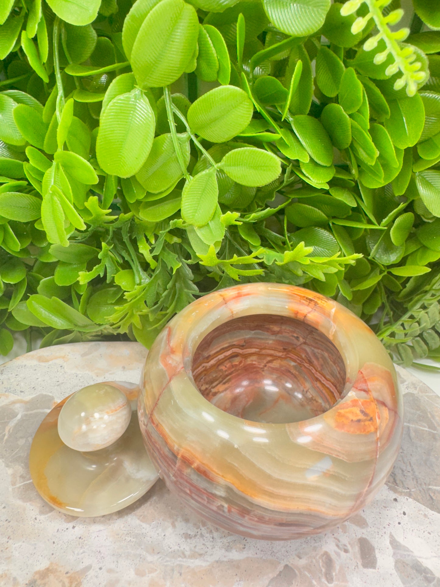 Green Banded Onyx Apple Bowl with lid 630g
