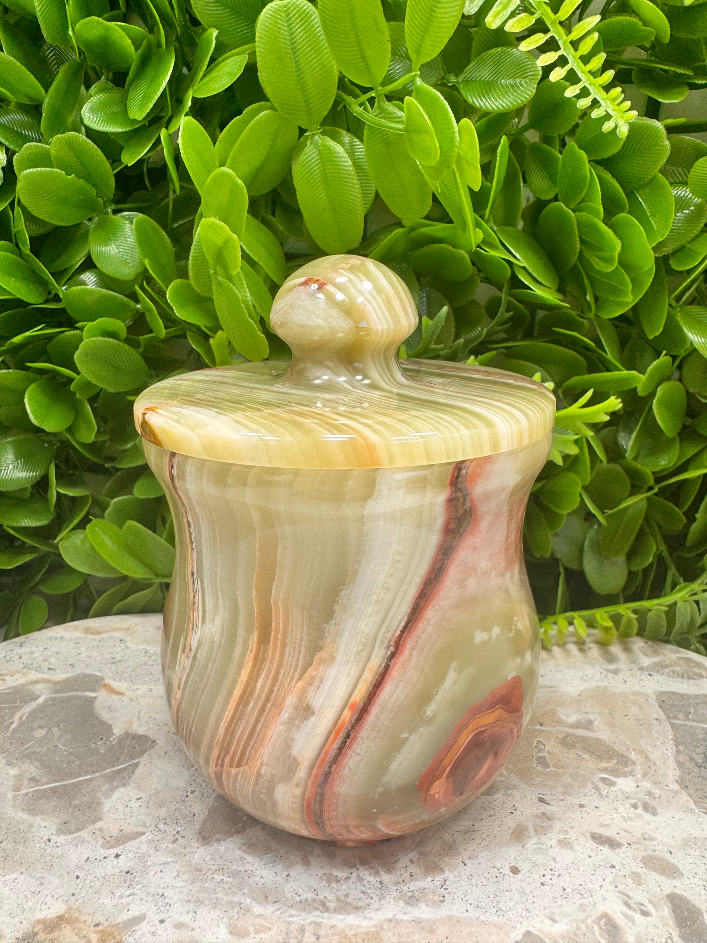 Green Banded Onyx Jar with lid 696g
