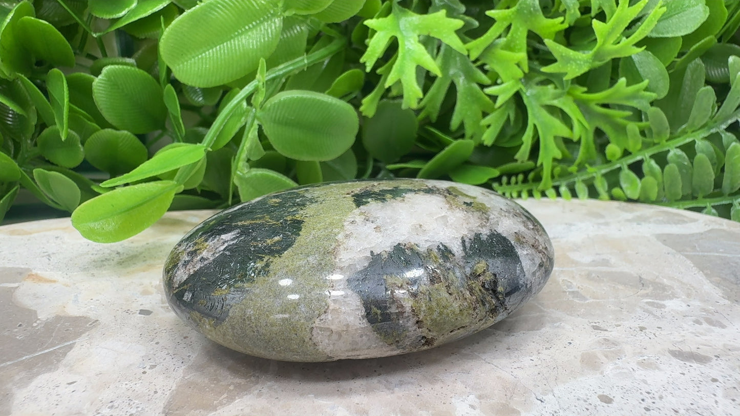 Epidote/Hematite with Quartz Palm Stone 169g