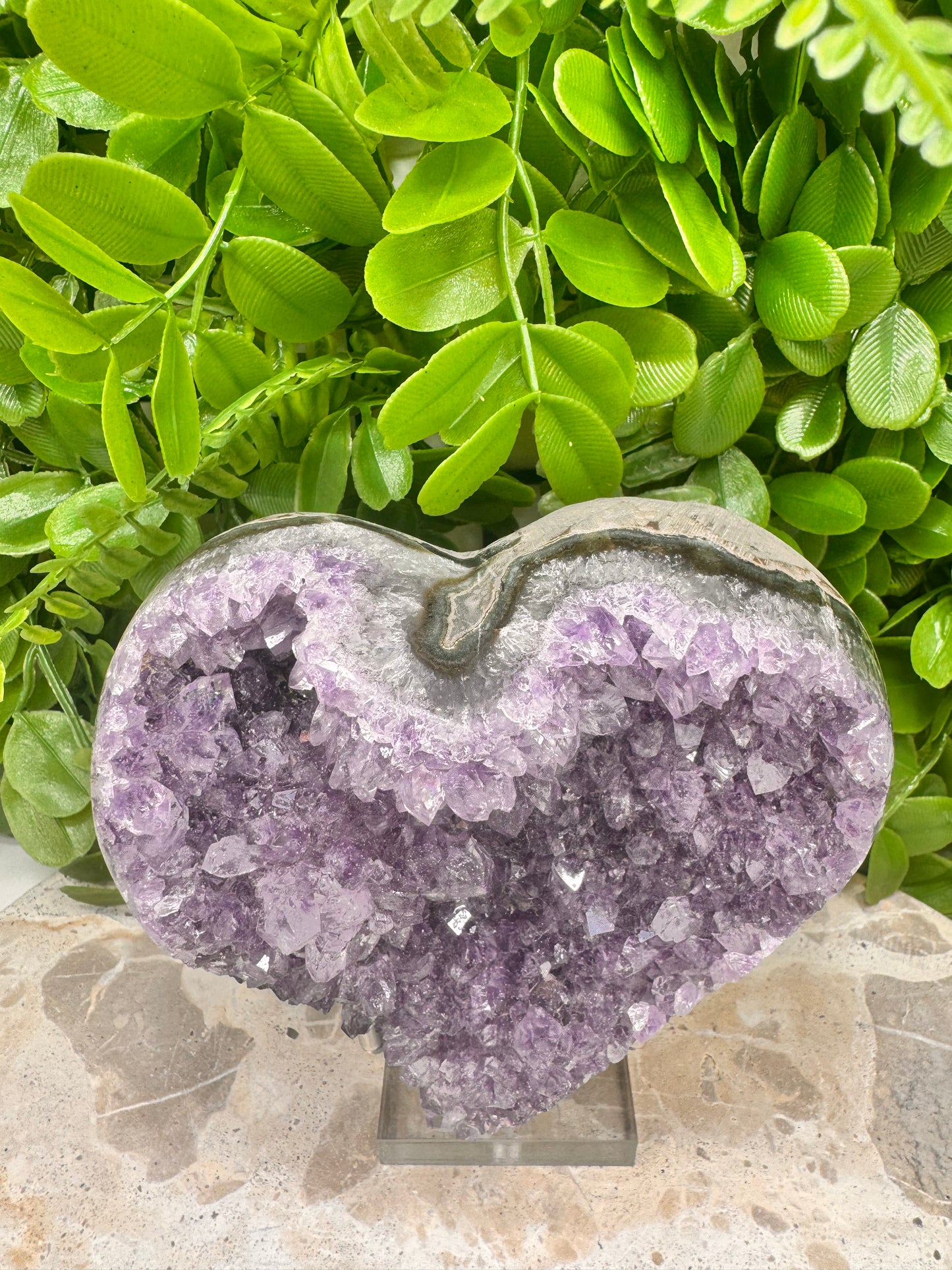 Amethyst Druzy Heart 910g