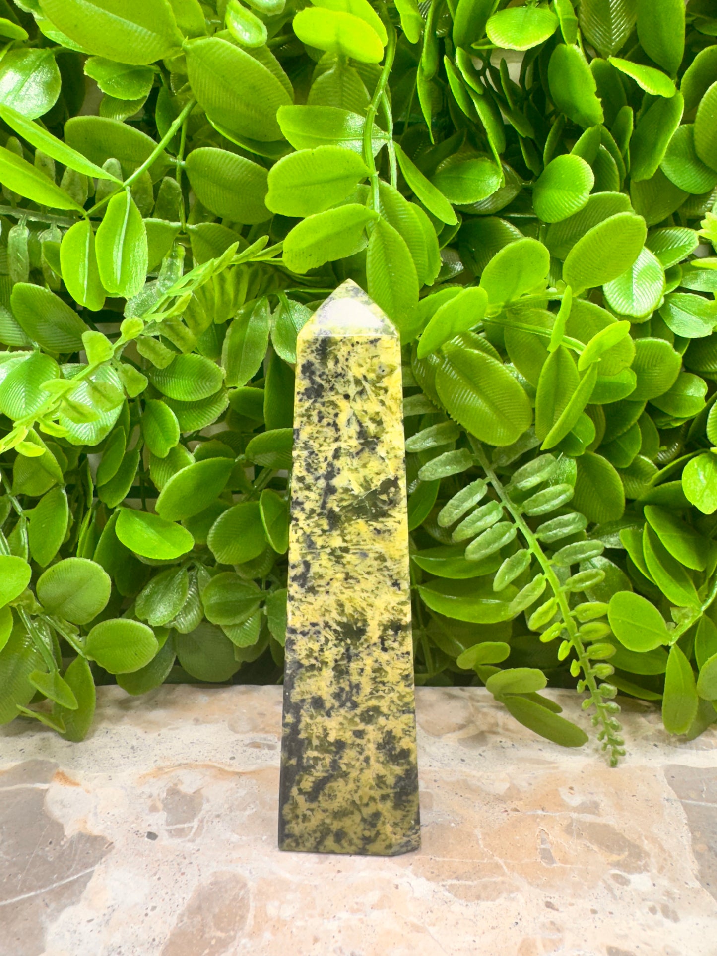 Mixed Serpentine Tower 242g