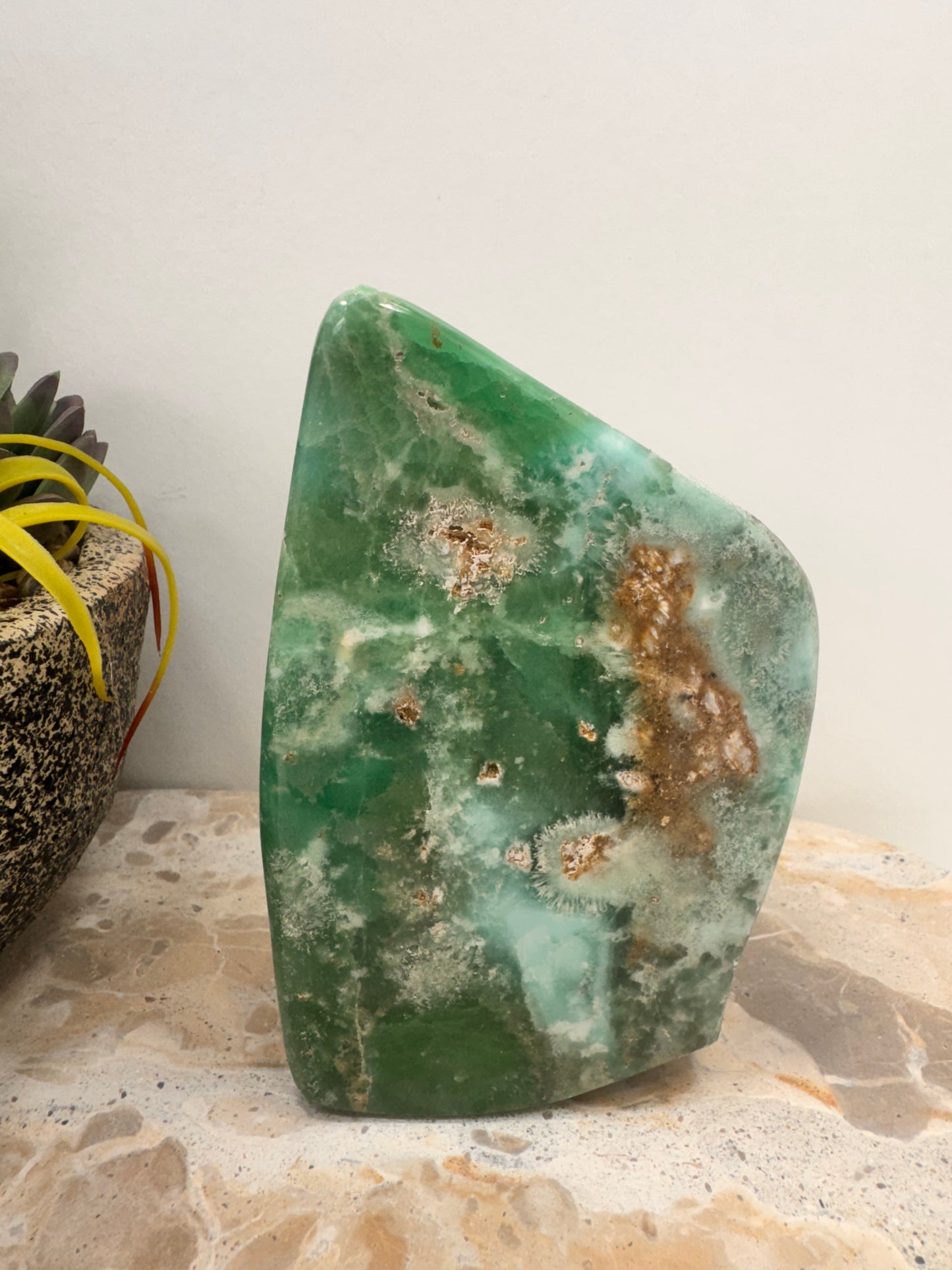 Smithsonite Tower 928g