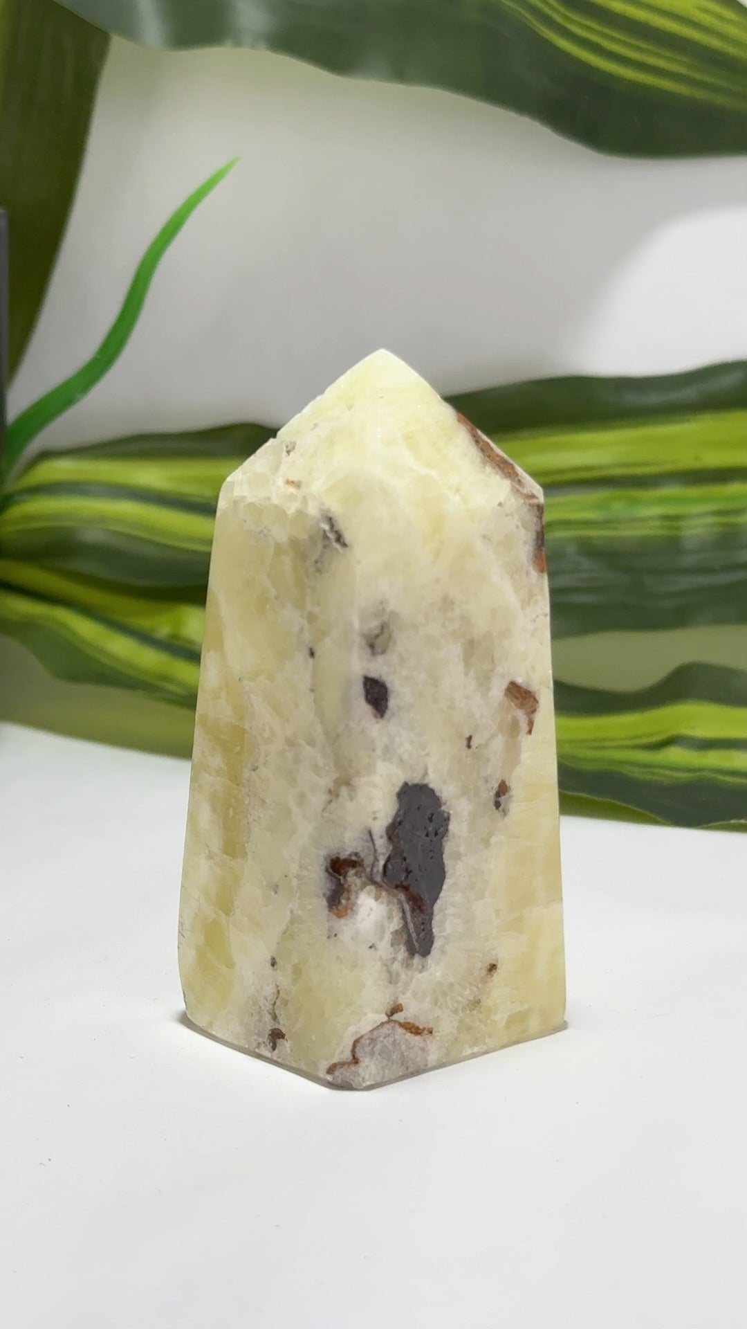 Brucite Tower 204g