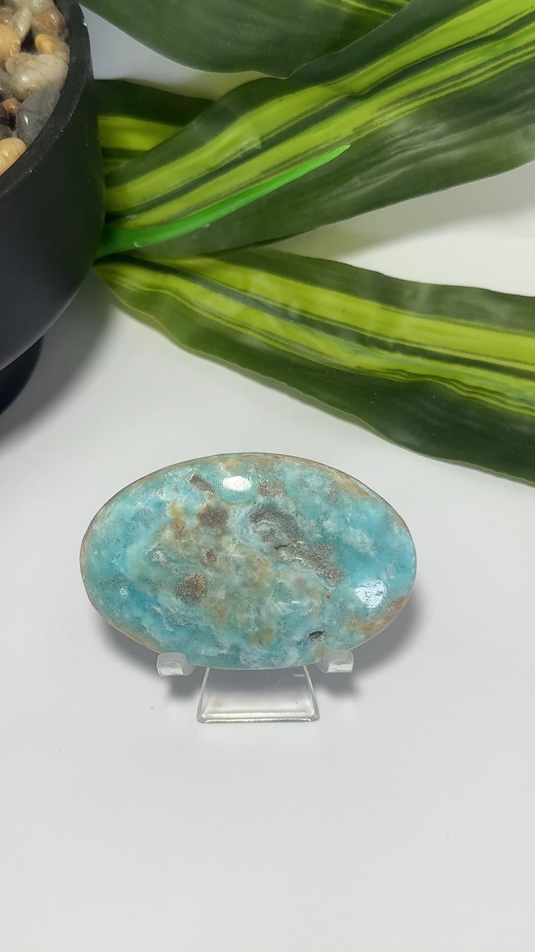 Blue Aragonite Palm Stone 118g