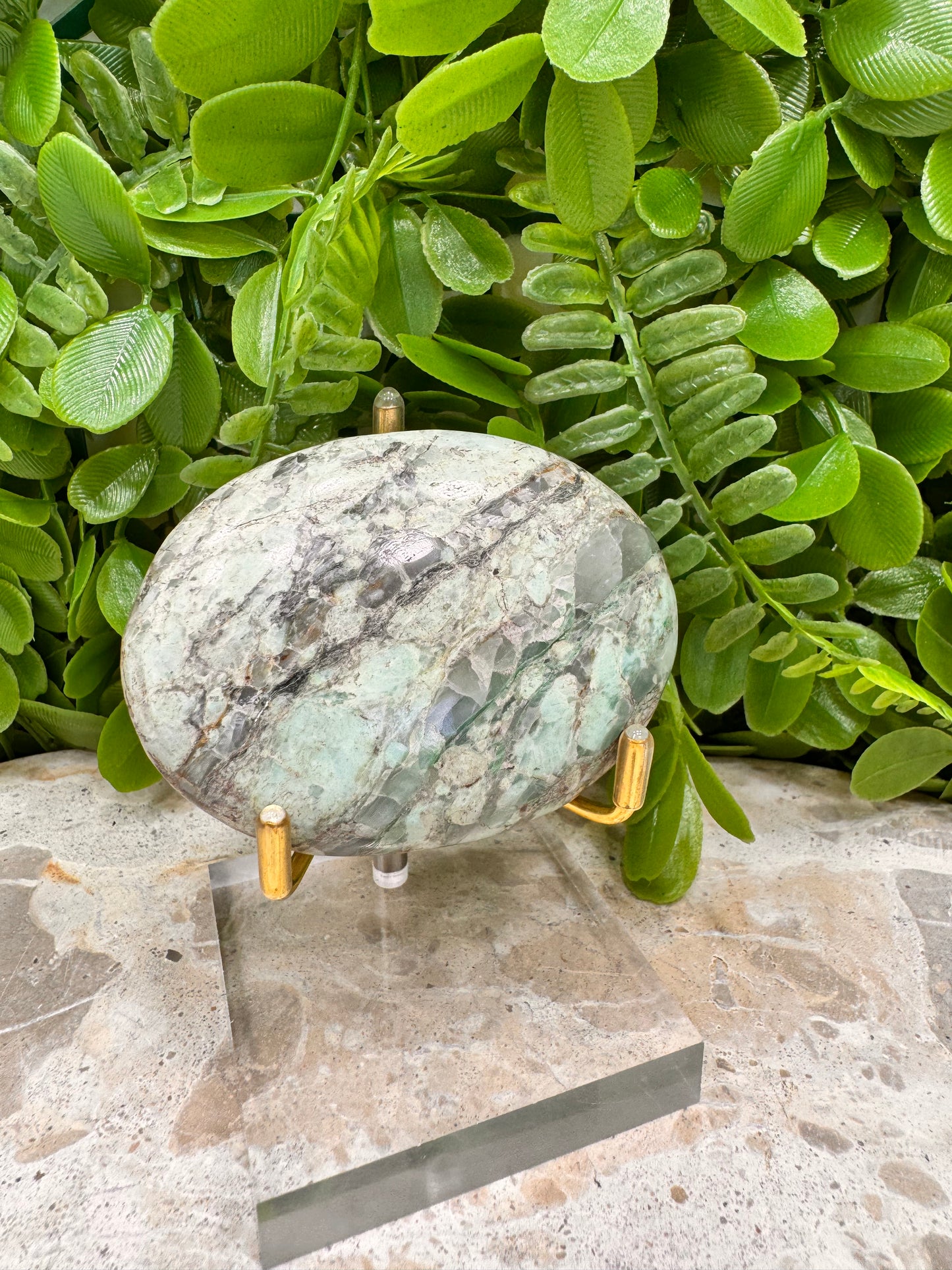 Turquoise Palm Stone 166g