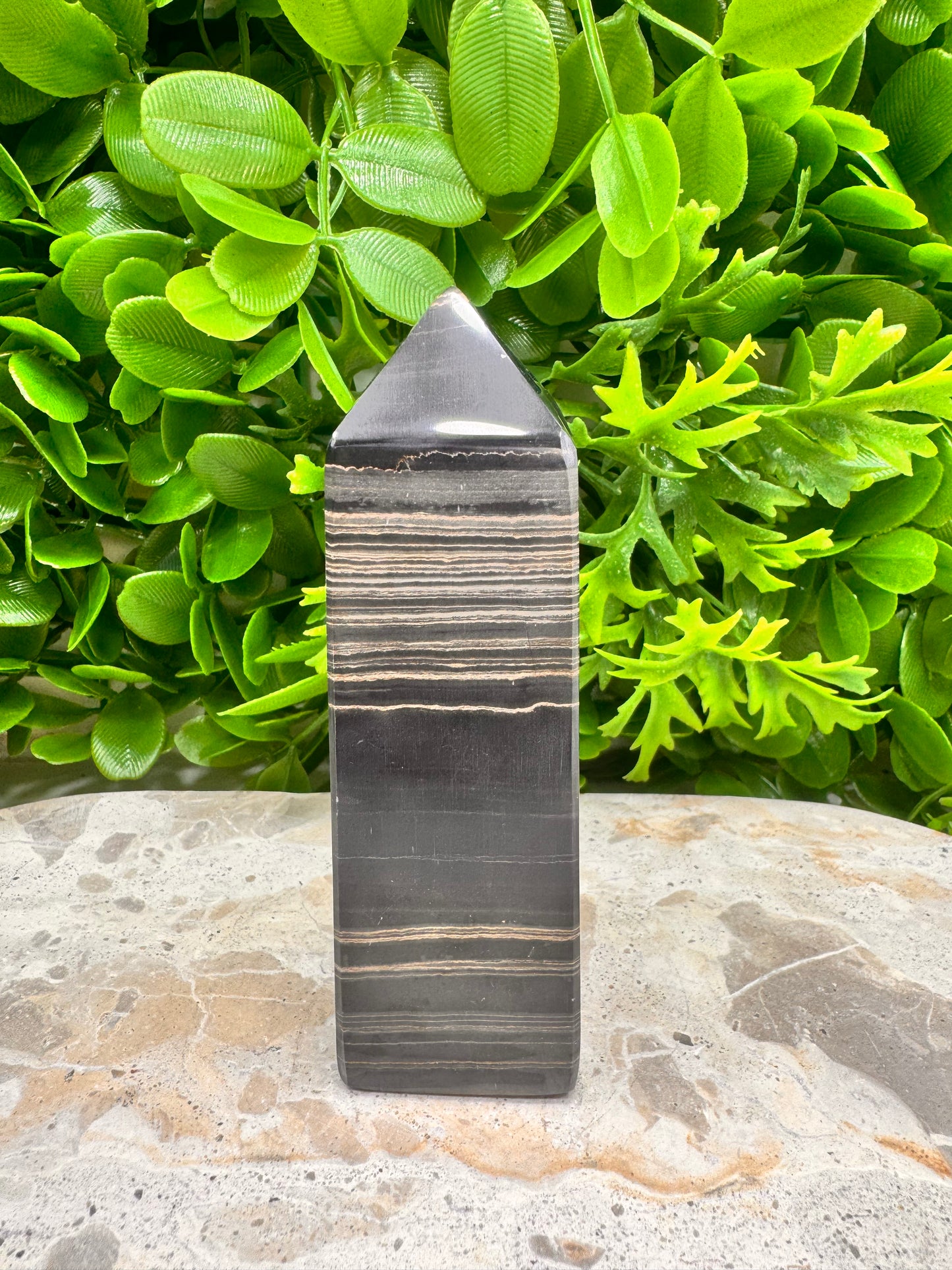 Black Banded Onyx Tower 290g