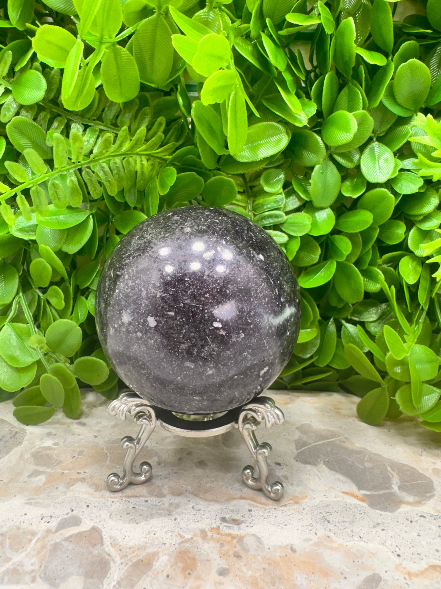 Purple Mica Sphere 750g