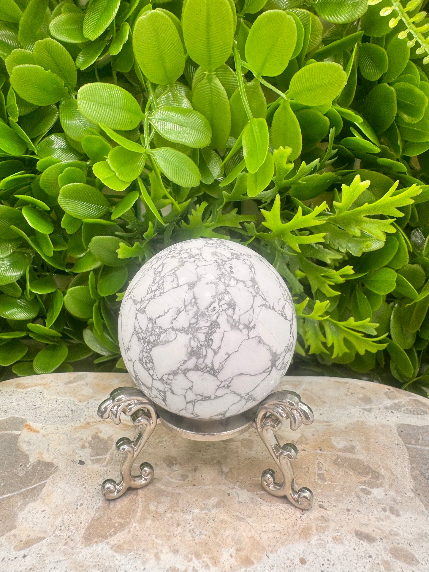 Howlite Sphere 334g