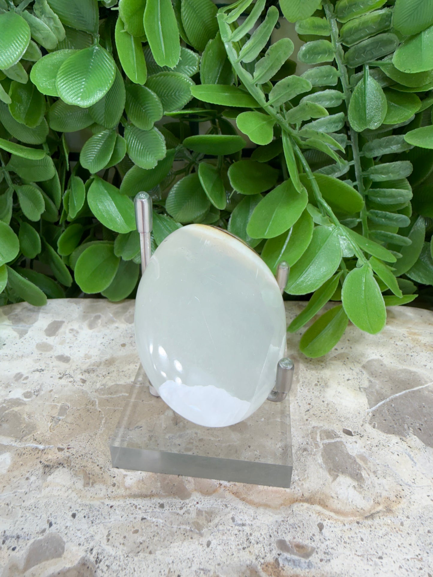 Dendritic Silky White Calcite Palm Stone 96g