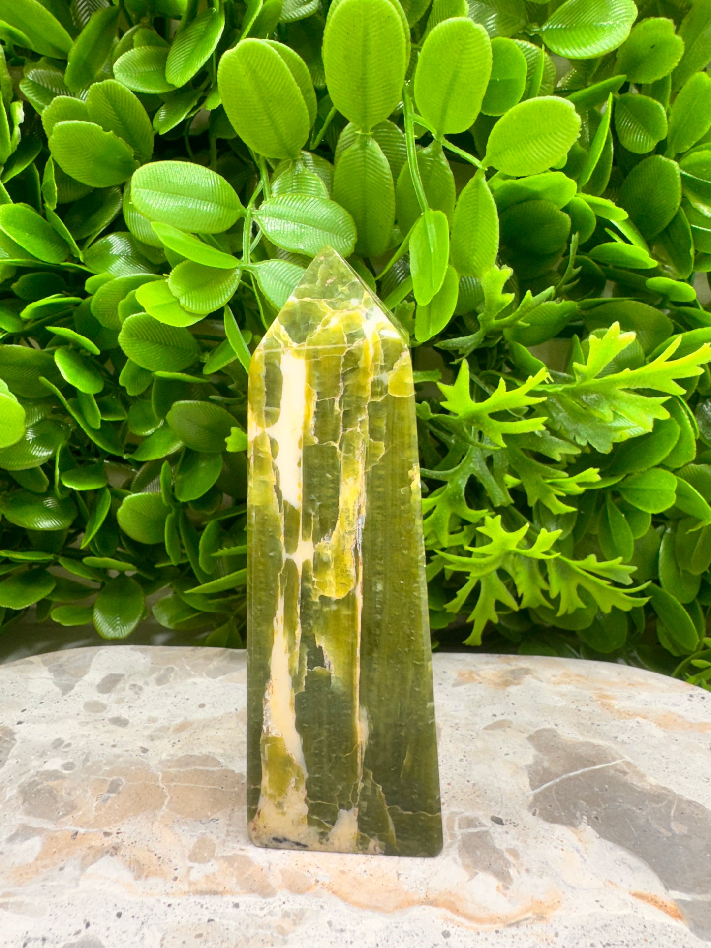 Tremolite Tower 358g
