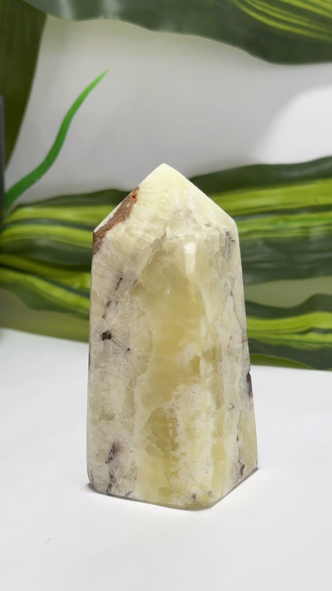 Brucite Tower 204g