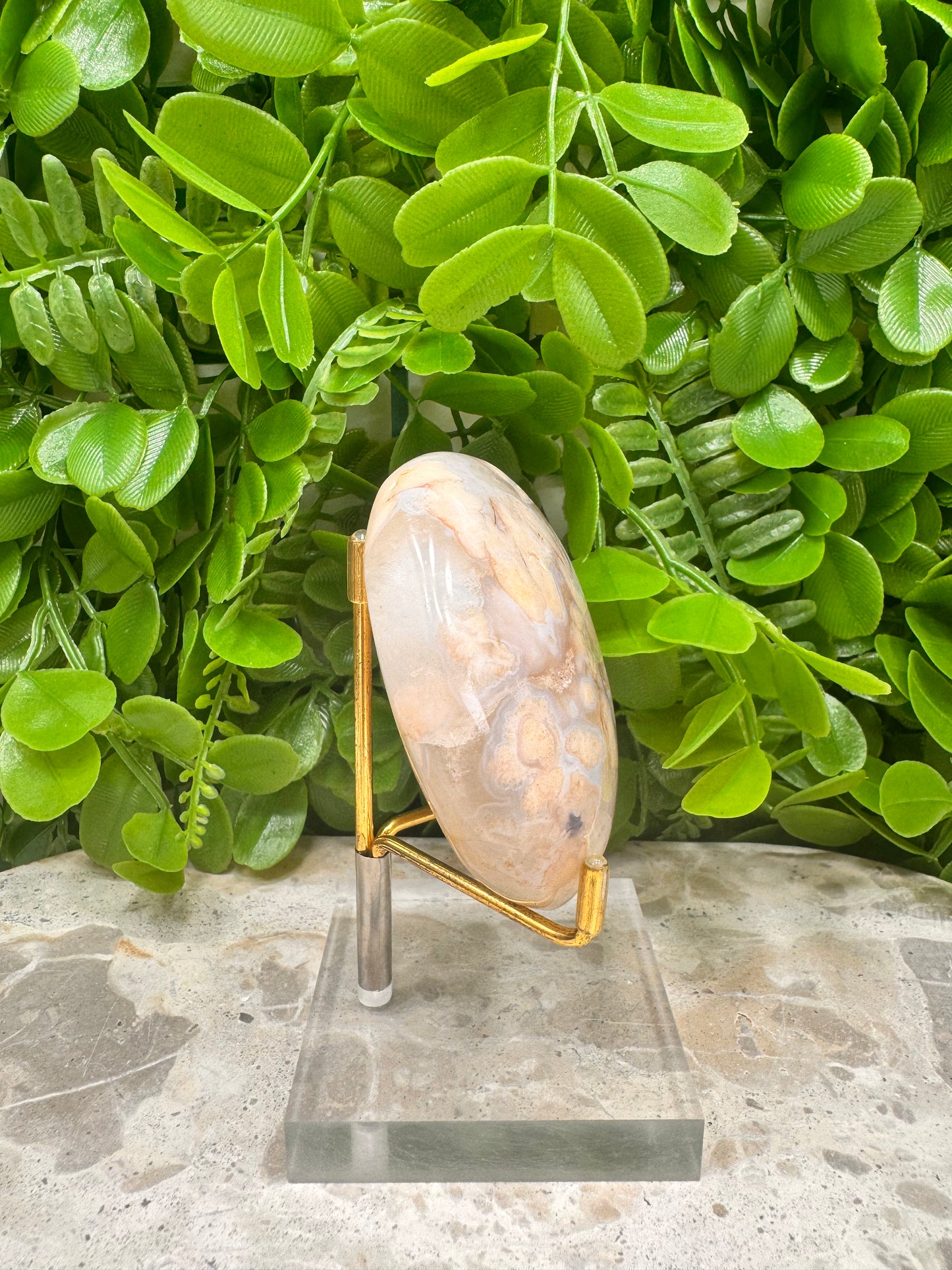 Flower Agate Palm Stone 222g