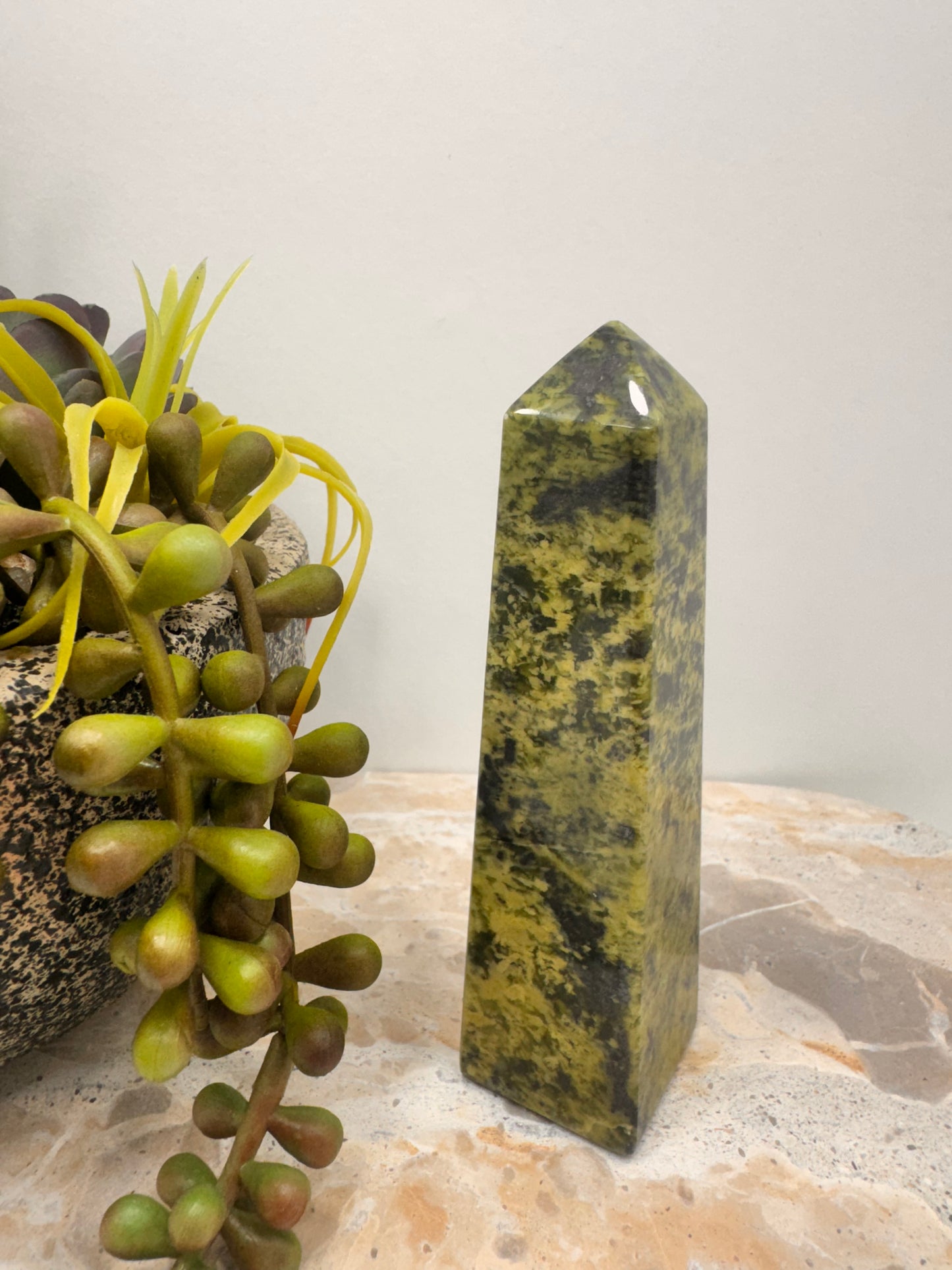 Mixed Serpentine Tower 179g