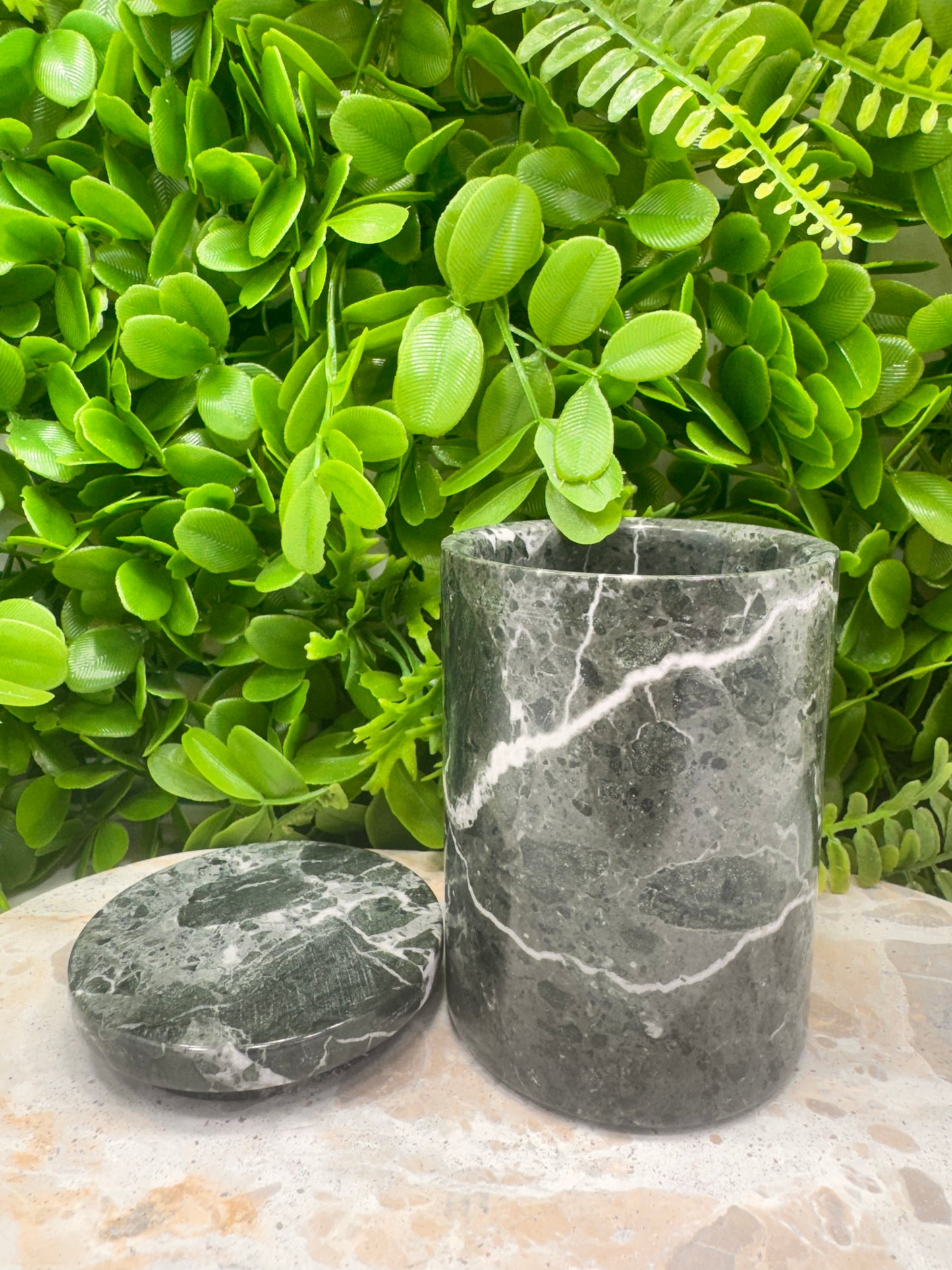 Black Zebra Jasper Jar with lid 570g