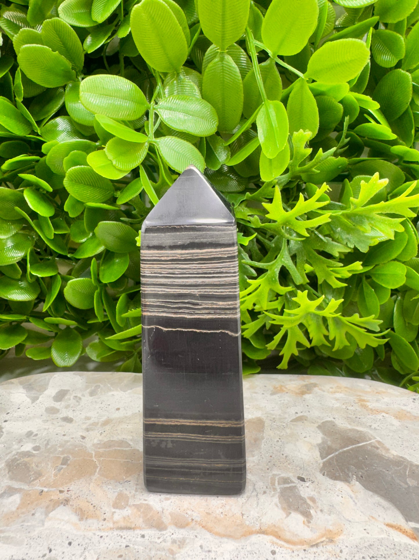Black Banded Onyx Tower 290g
