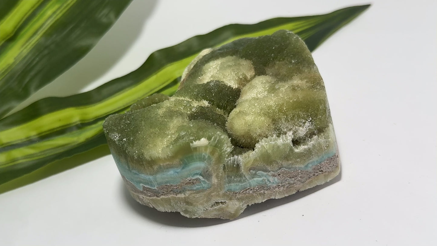 Smithsonite Heart 594g