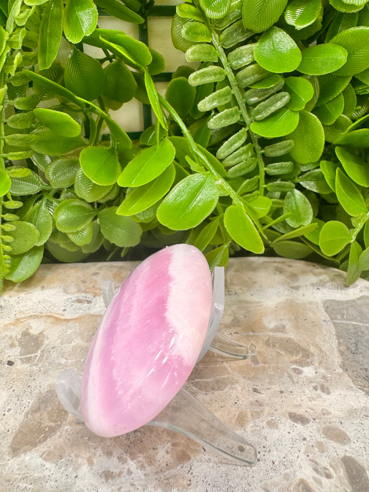 Pink Aragonite Palm Stone 94g