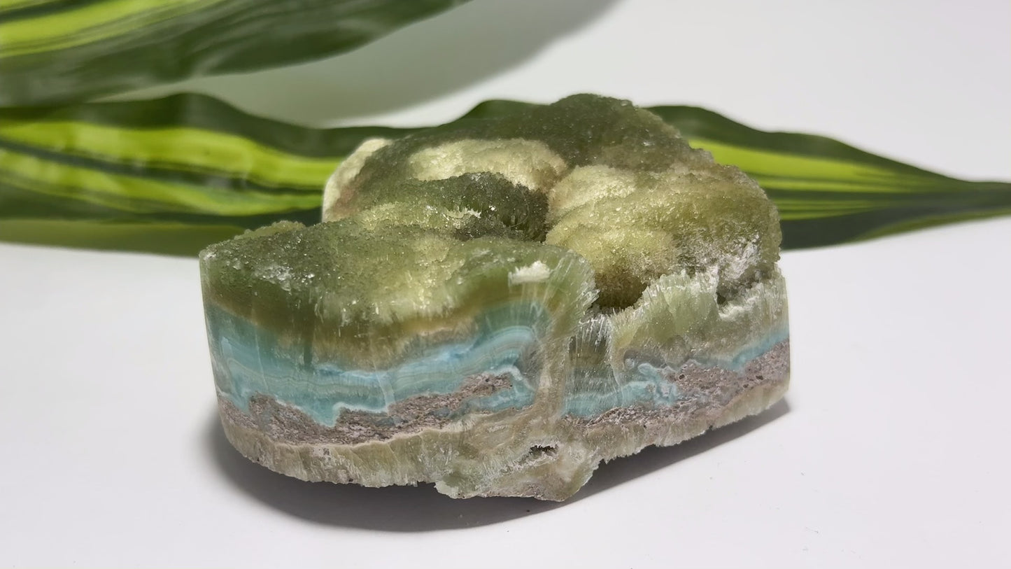 Smithsonite Heart 594g