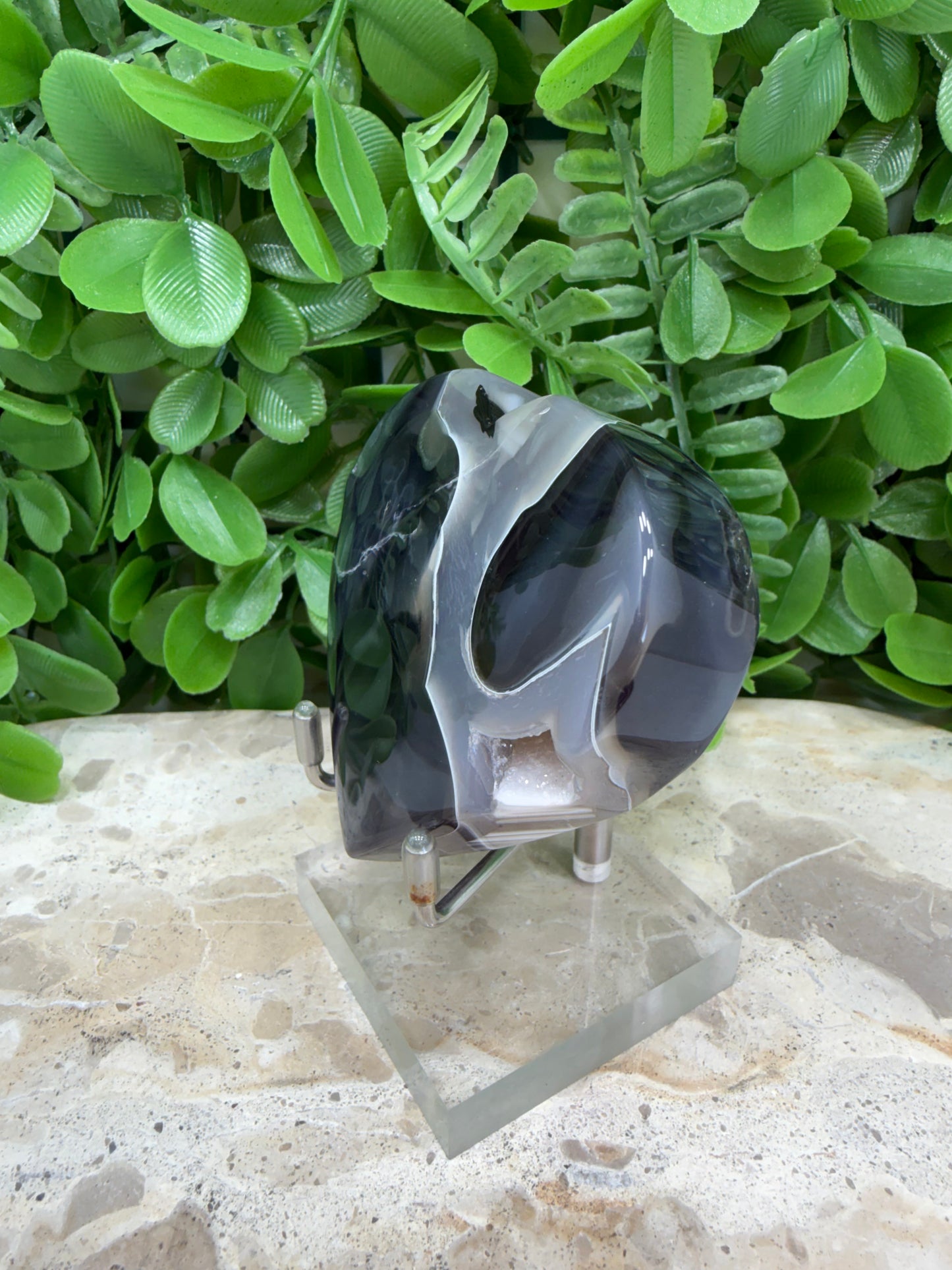 Volcanic Agate Heart 162g