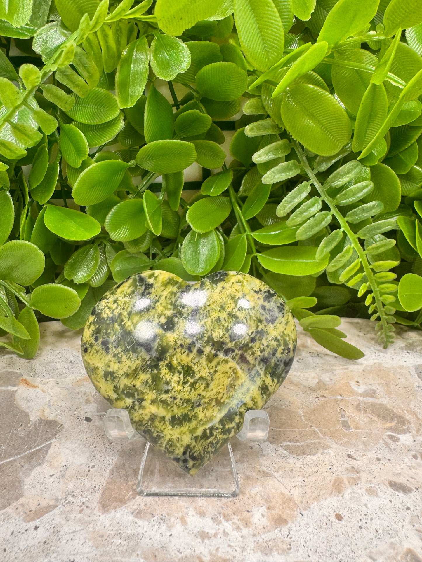 Mixed Serpentine Heart 100g