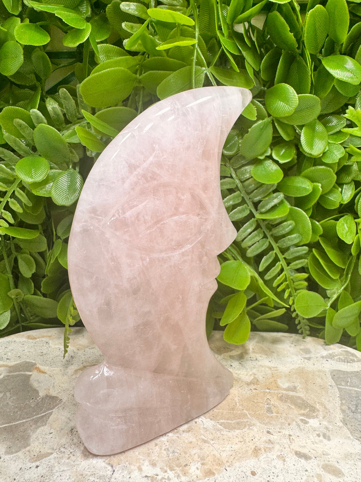 Rose Quartz Moon 348g
