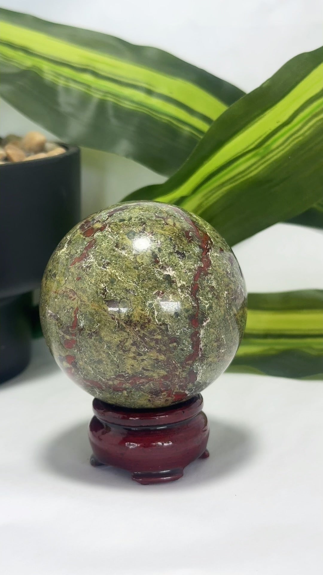 Dragon Blood Sphere 514g