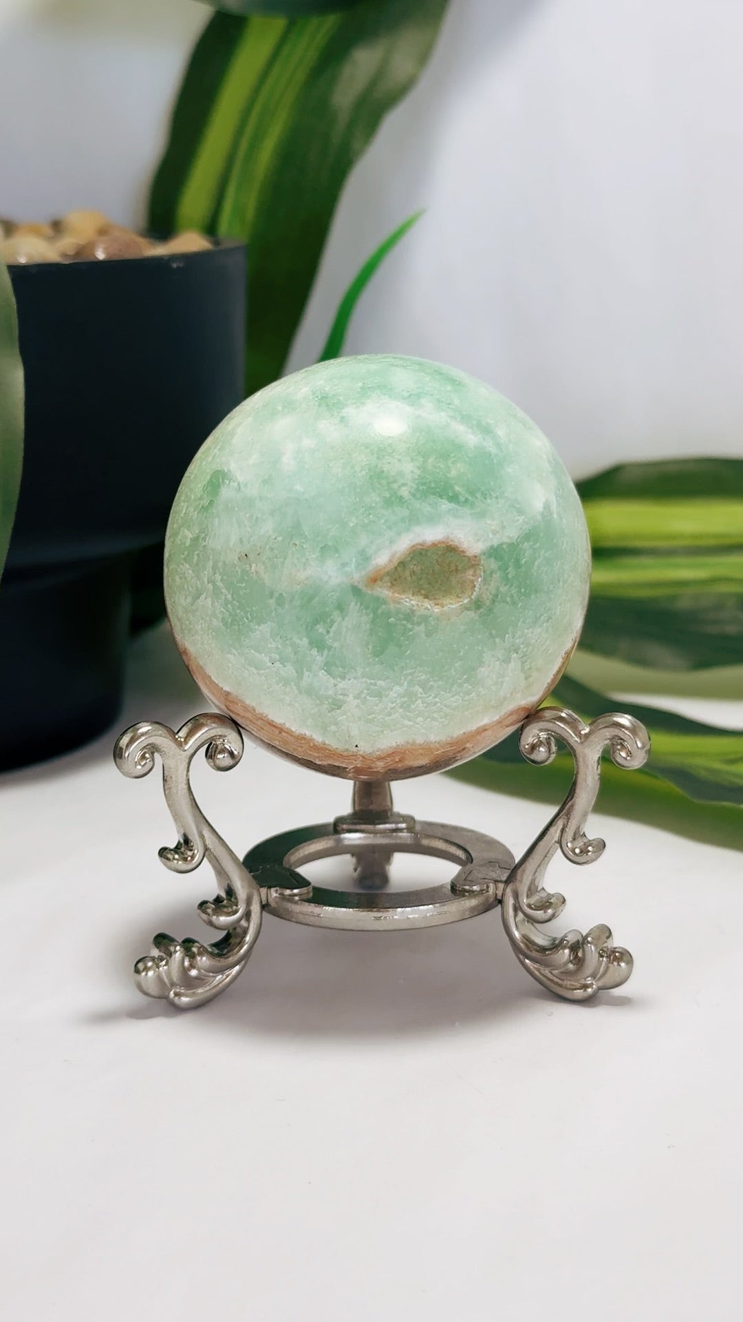 Caribbean Calcite Sphere 302g