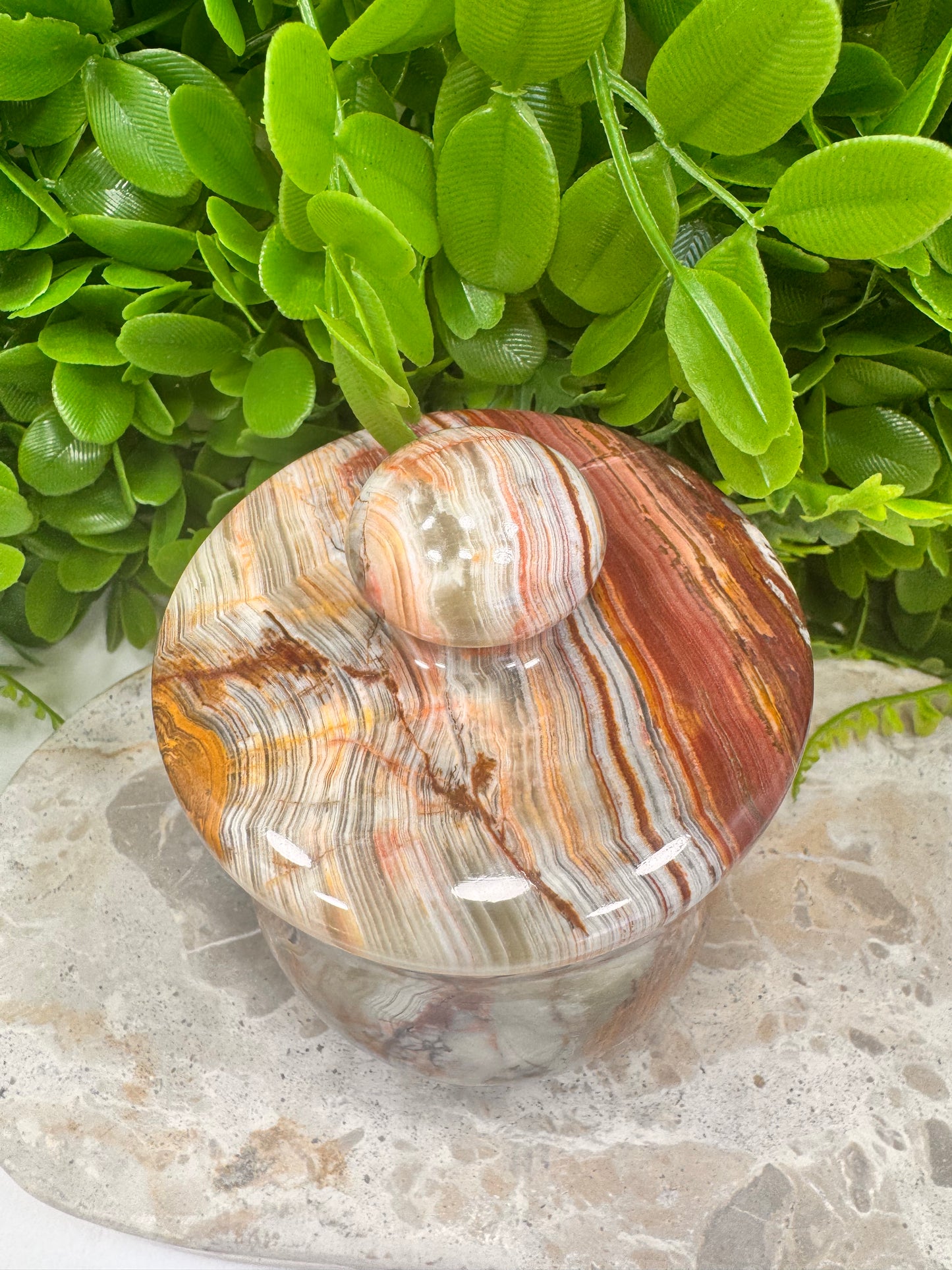 Green Banded Onyx Jar with lid 718g