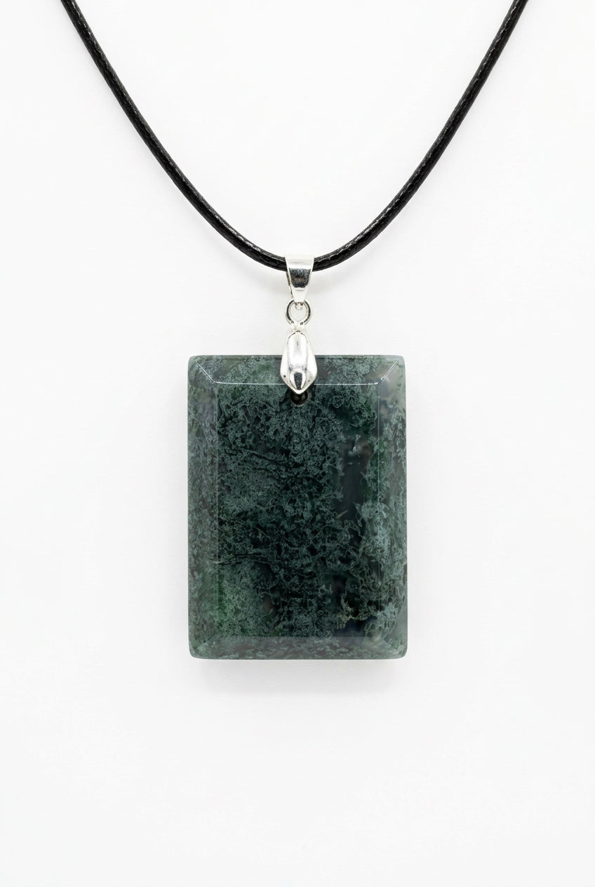 Moss Agate in Agate Square Pendant