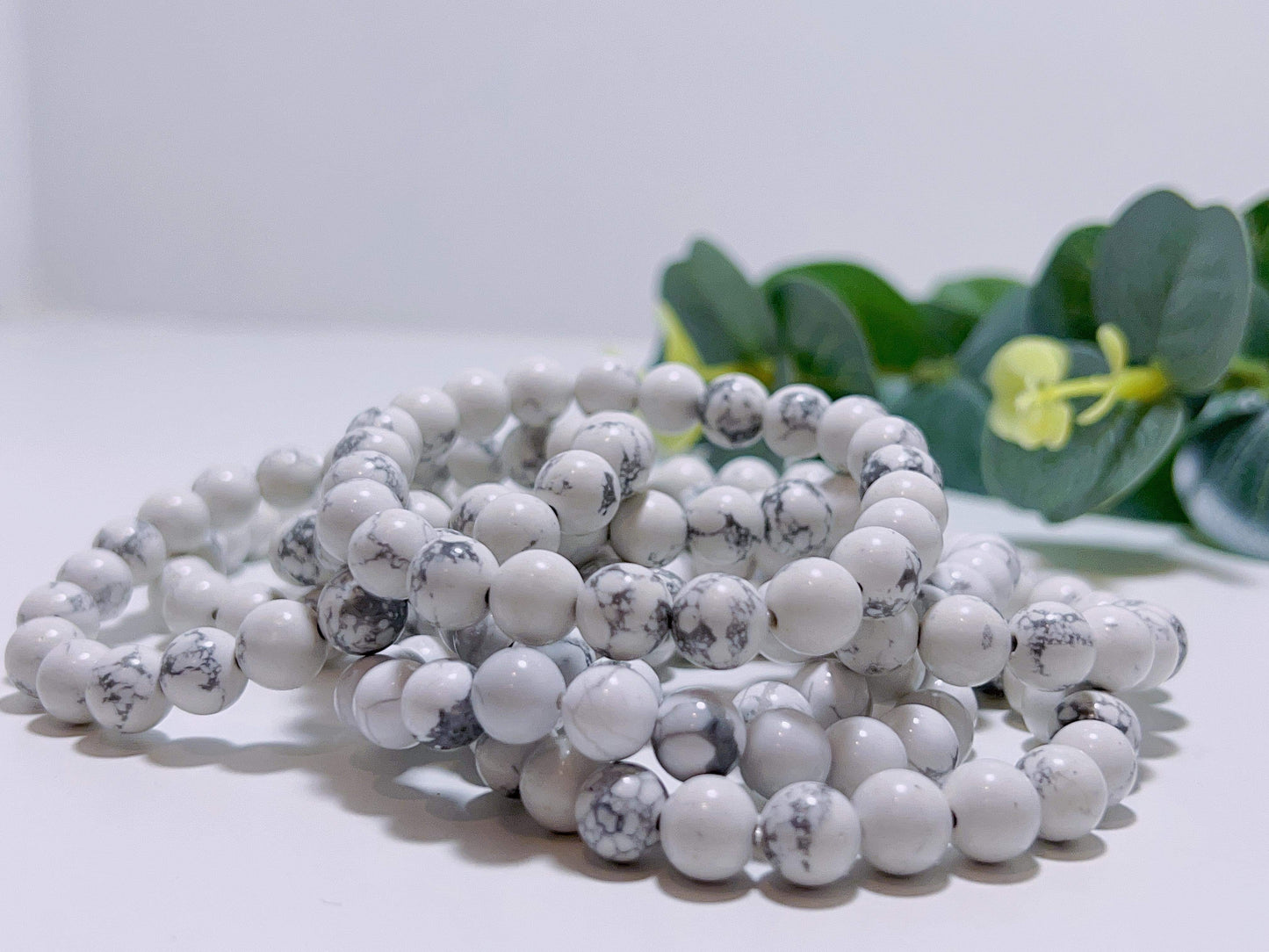 Howlite Bracelet 8mm