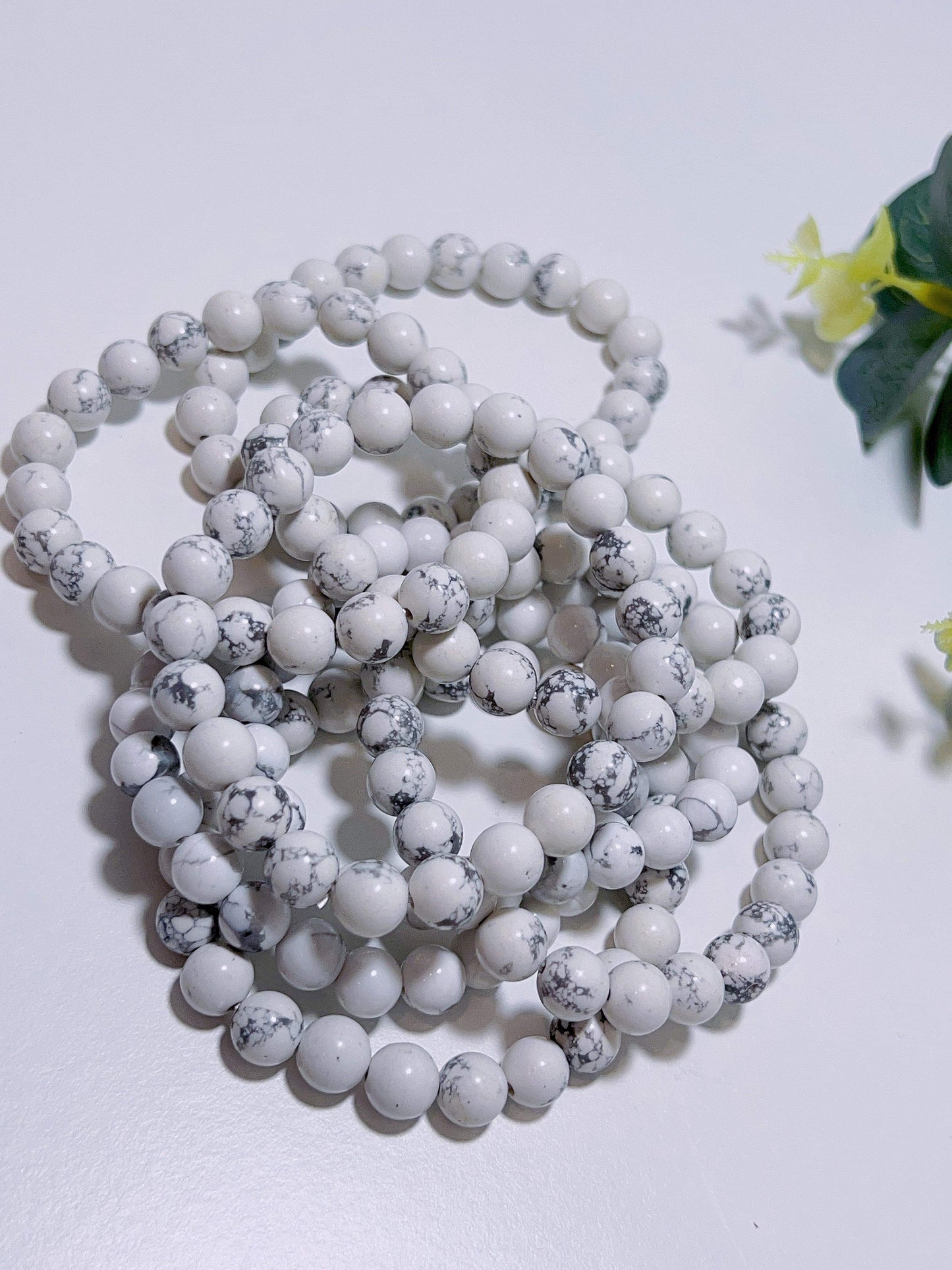 Howlite Bracelet 8mm
