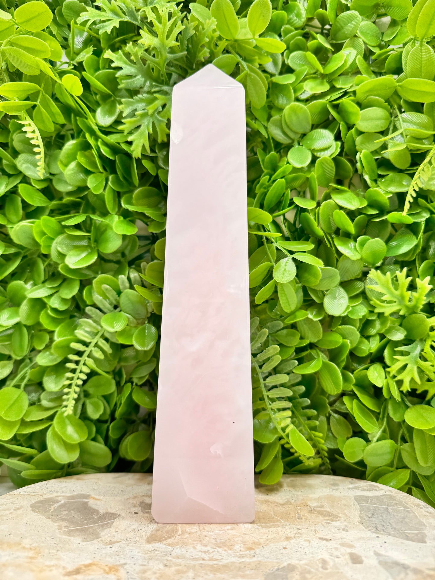 Pink Mangano Tower 1584g