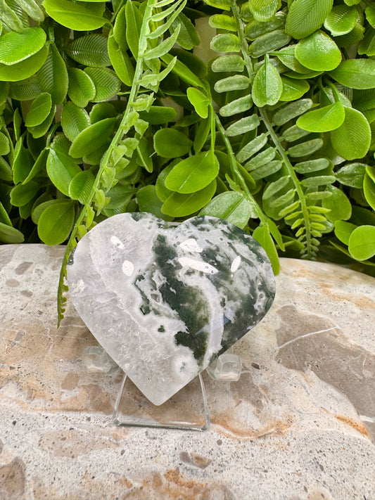 Moss Agate Heart 102g
