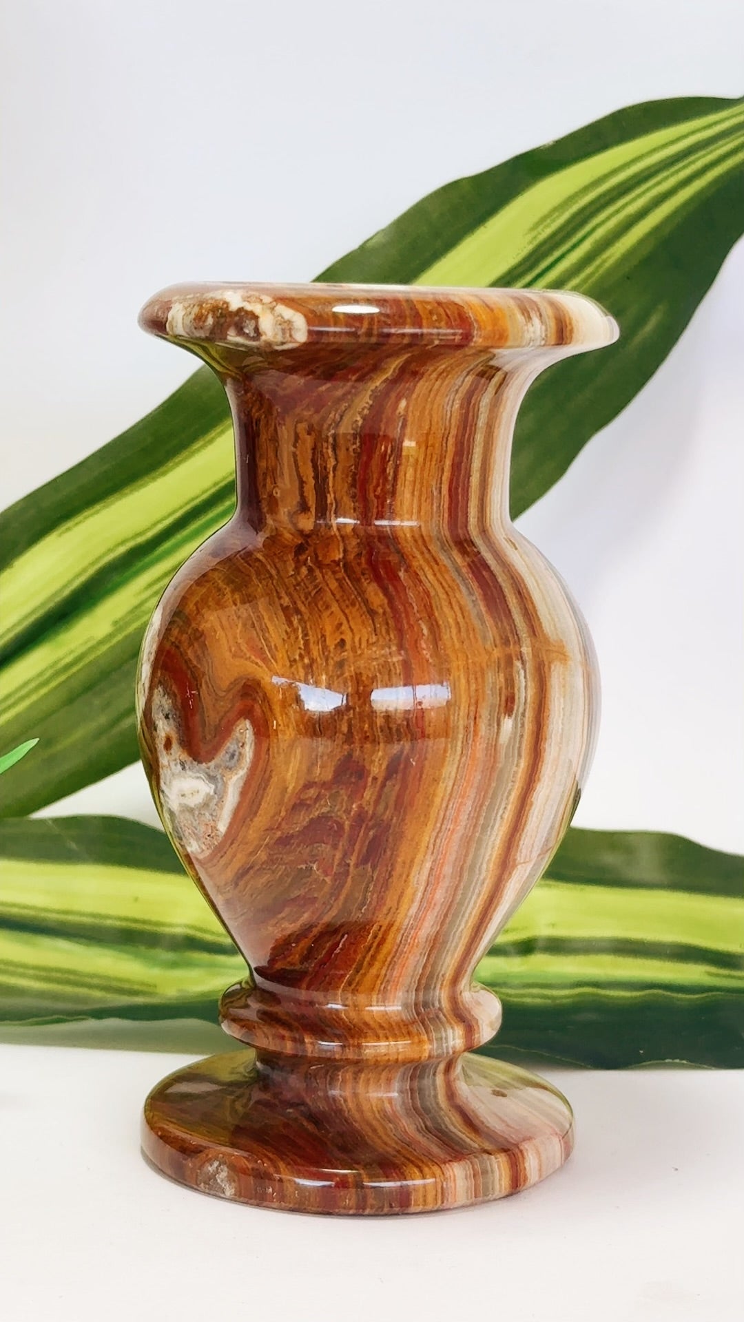 Green Banded Onyx Vase 468g