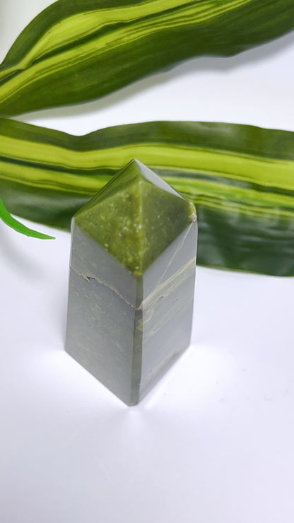 Tremolite Tower 263g