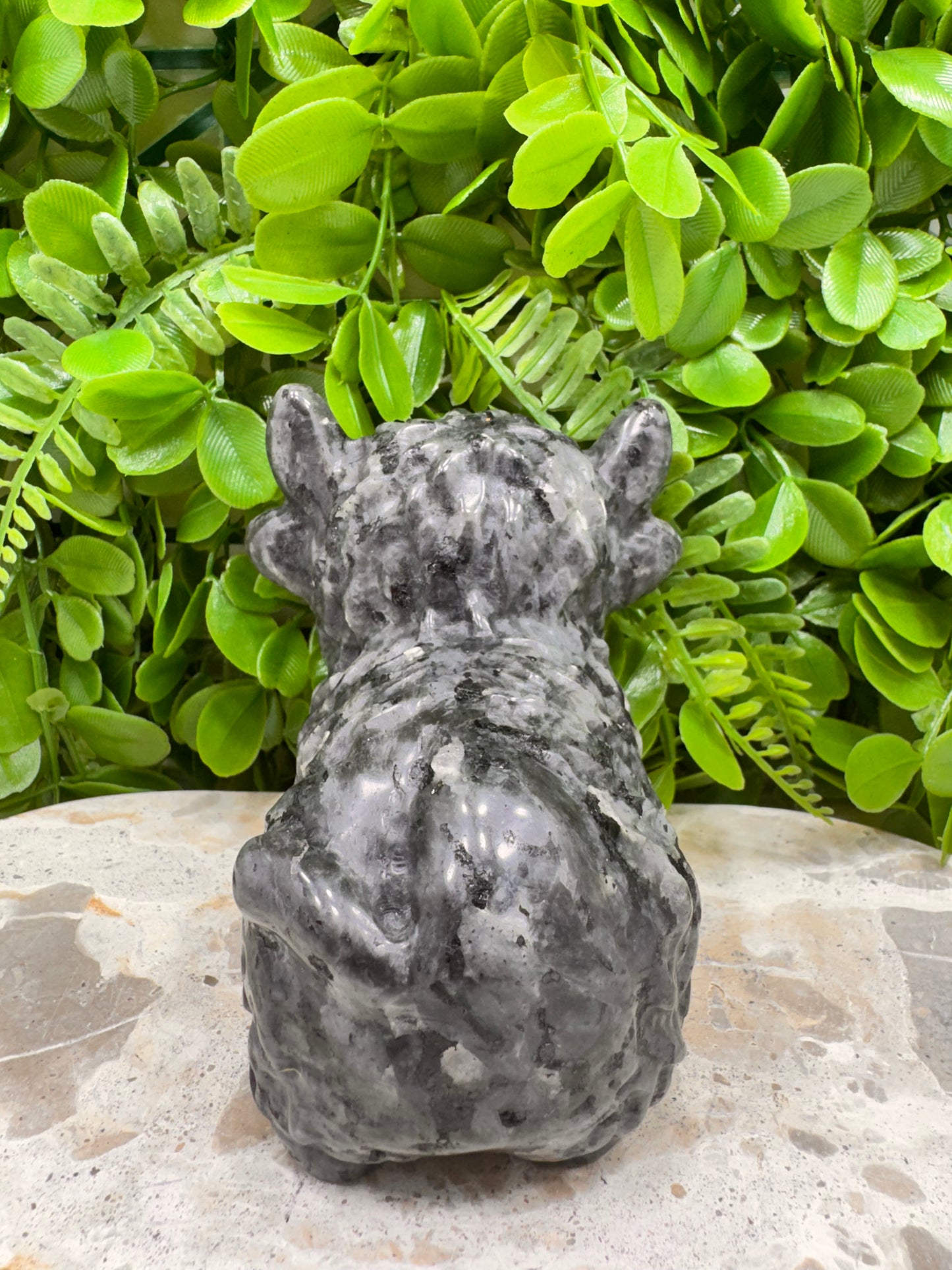 Larvikite Highland Cow 978g