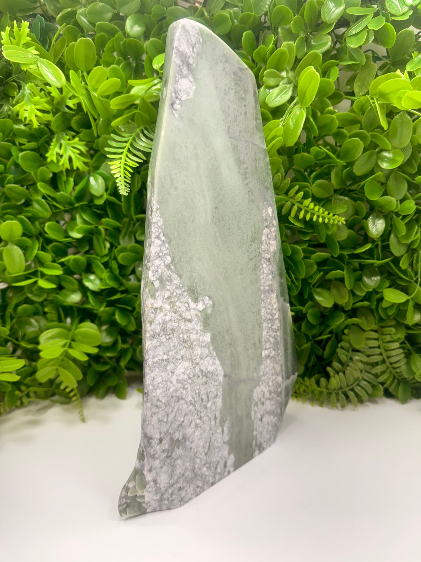 Flower Jade Freeform 2944g