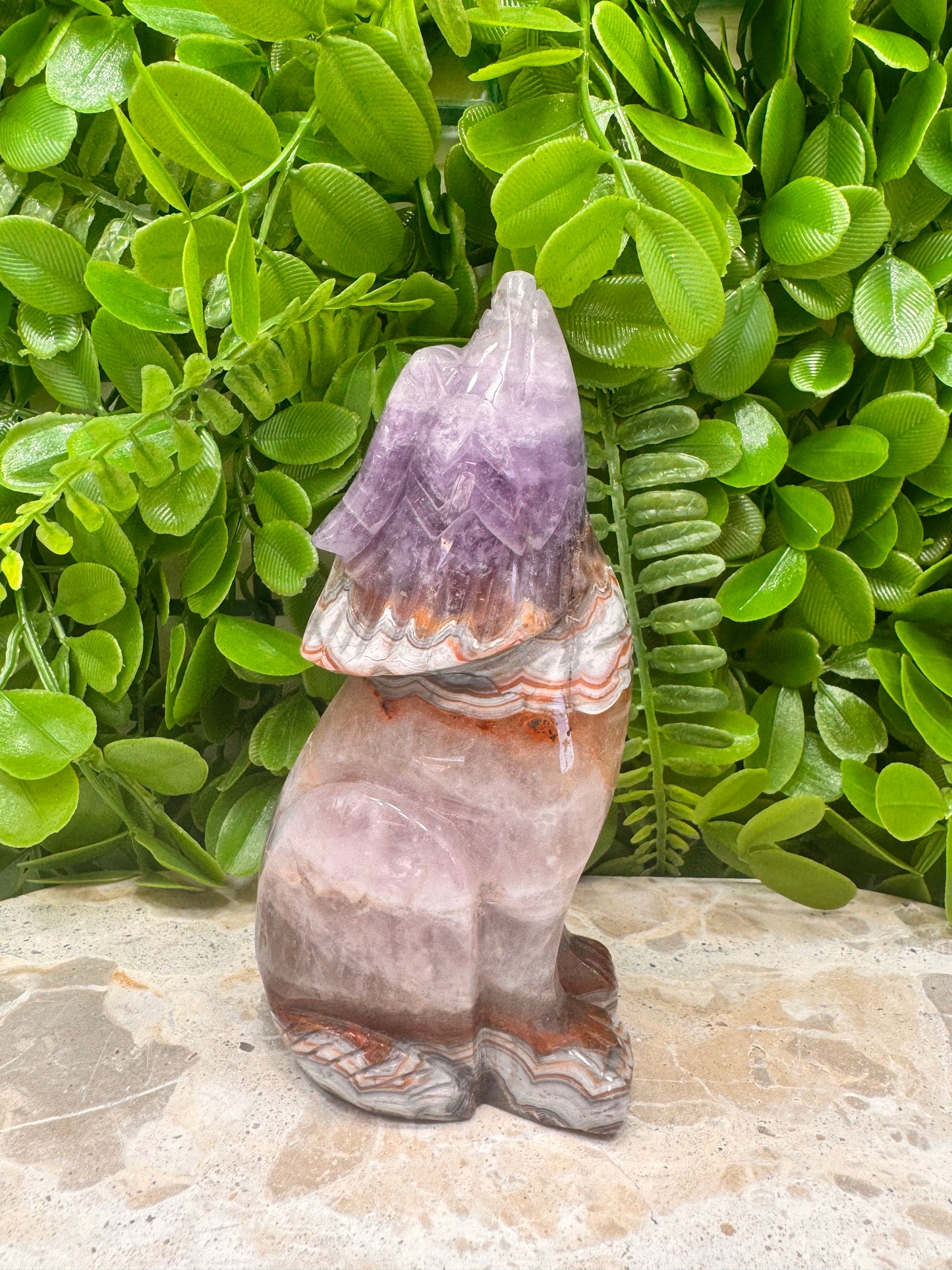 Amethyst/Mexican Agate Wolf 480g
