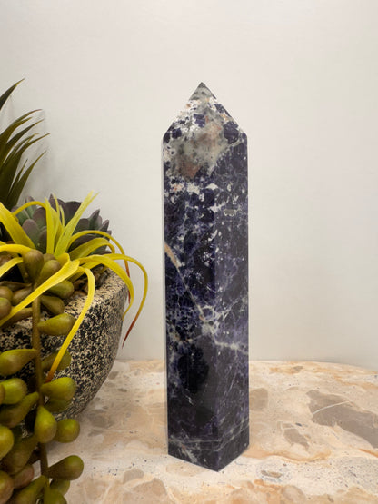 Sodalite Tower 412g