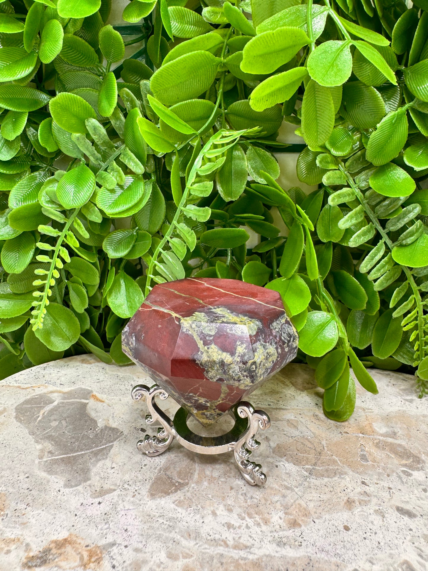 Dragon Blood Diamond 236g