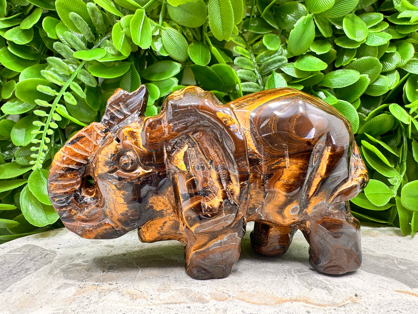 Tiger Eye/Tiger Ore Elephant 704g