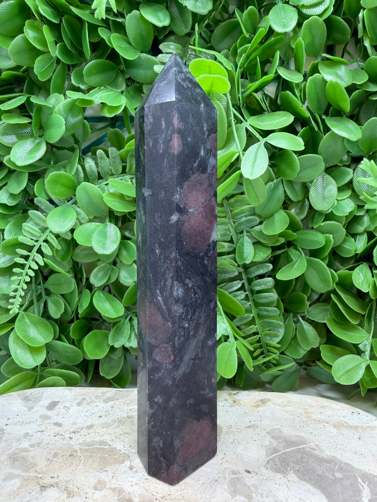 Garnet With Arfvedsonite Tower 446g
