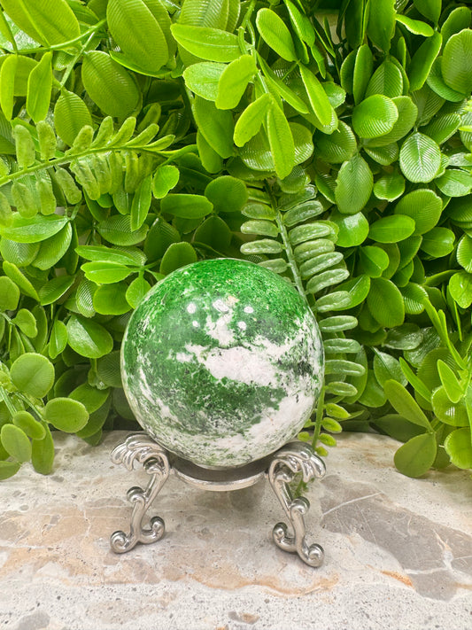 Green Apple Jadeite Sphere 534g