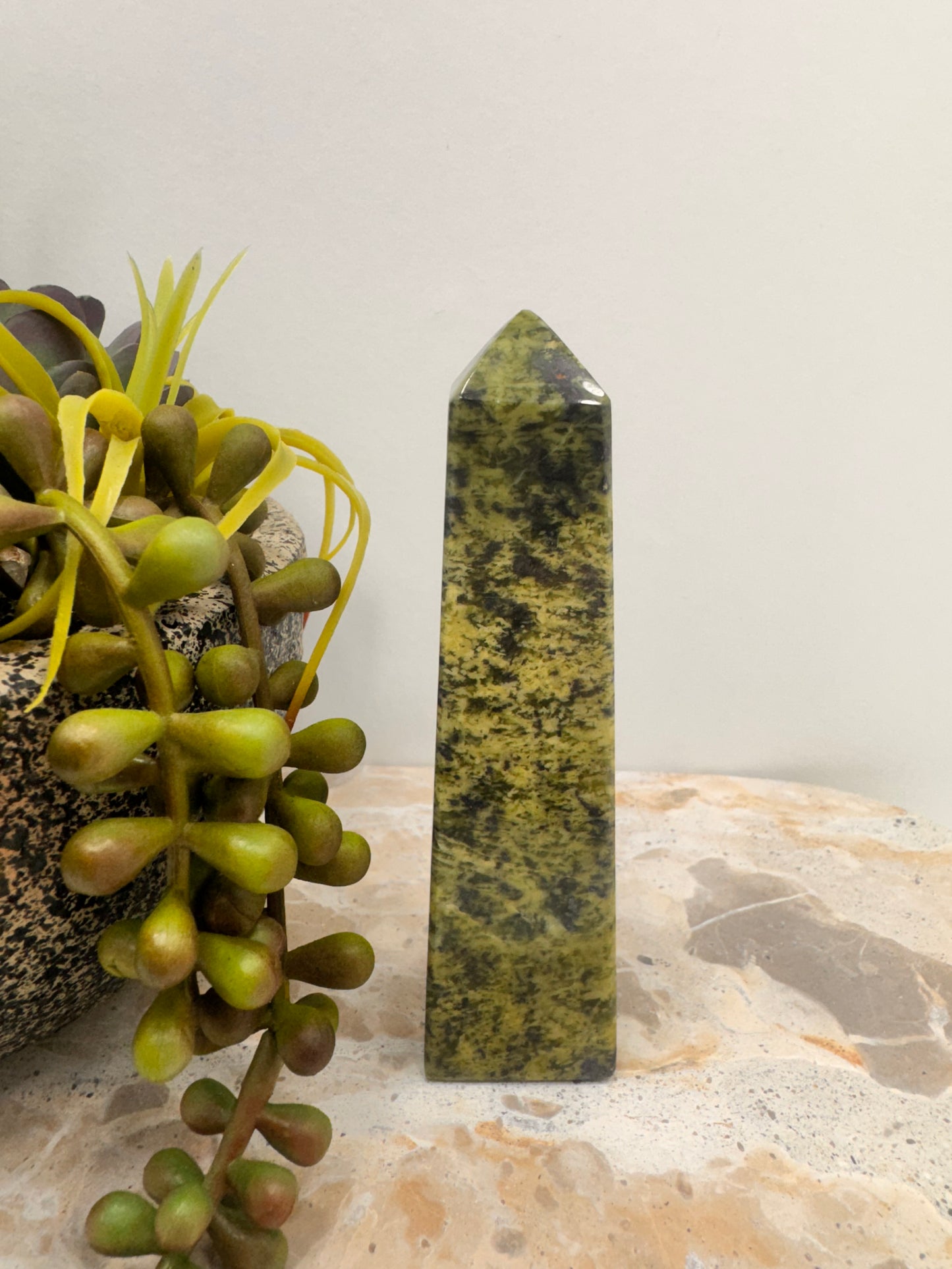 Mixed Serpentine Tower 179g