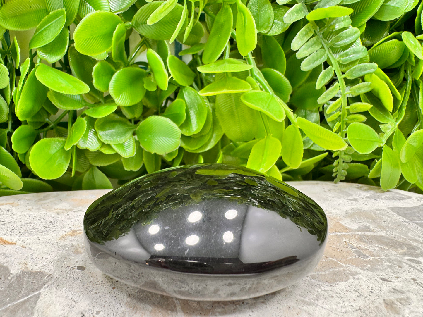 Black Obsidian Palm Stone 136g