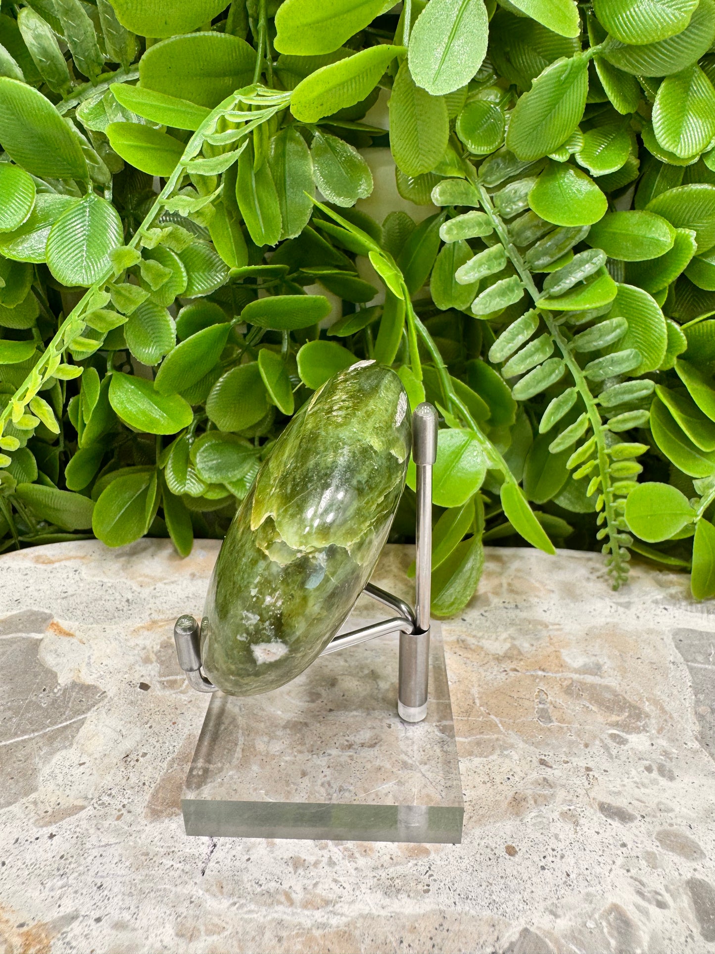 Tremolite Palm Stone 154g