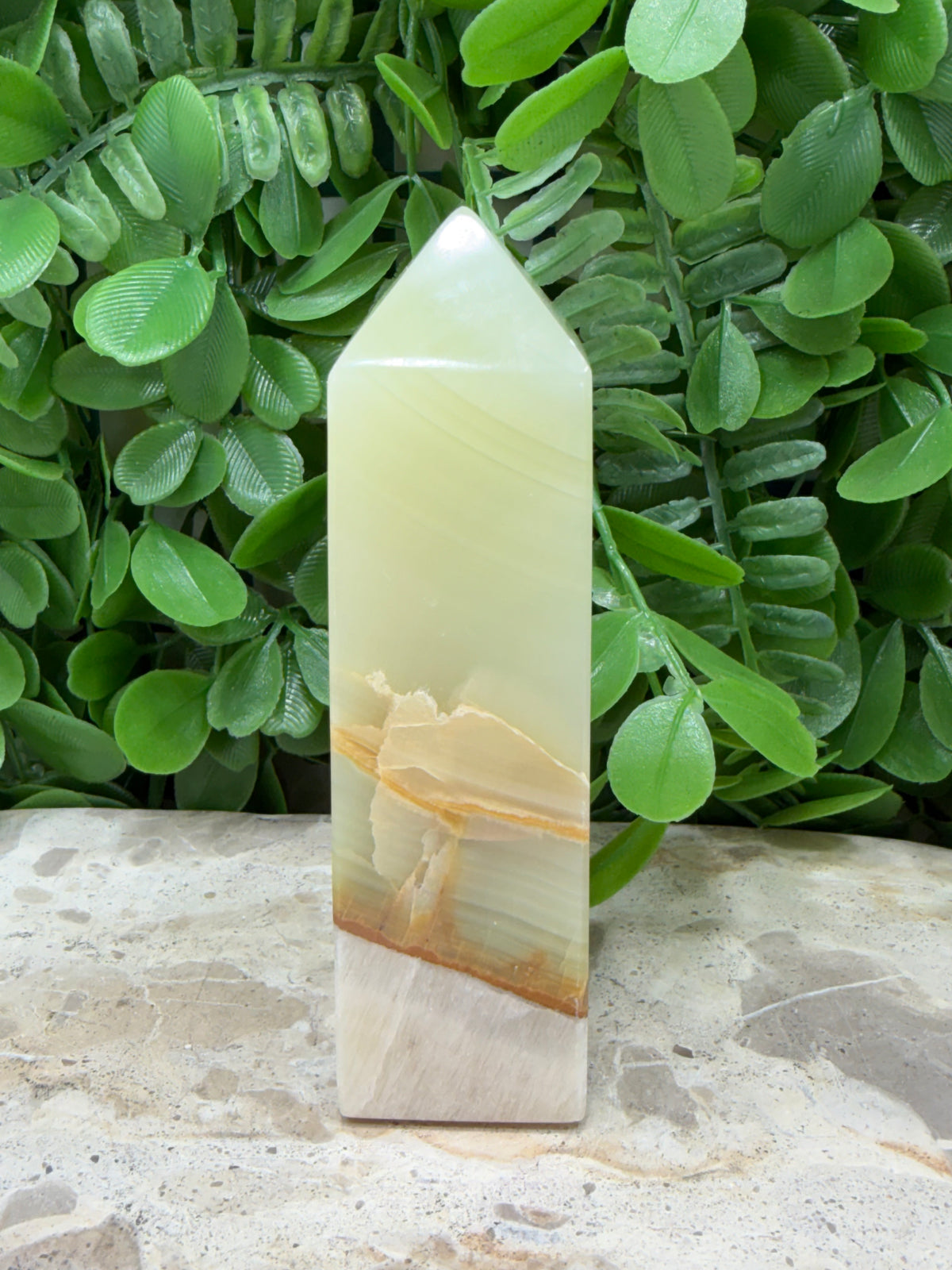 Green Onyx with White Calcite Tower 298g