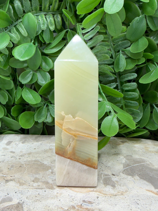 Green Onyx with White Calcite Tower | Protection • Strength • Grounding